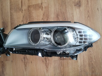 BMW F10 F11 xenonové světlomety bez natáčení - 2