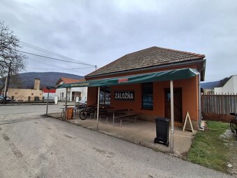 Na predaj budova obchodu a služieb /obch.priestor v Plešivci - 2