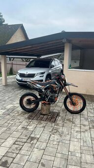 Predám motorku pitbike kxd 150 - 2