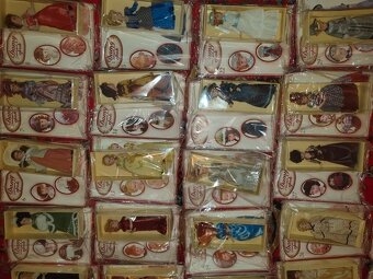 babika porcelanova 44 kusov - 2