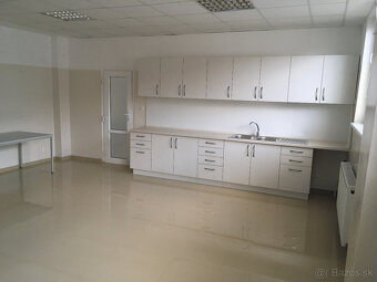 Kancelárske priestory /výrobné priestory v Seredi - 2