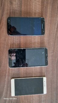 Telefóny na náhradné diely - 2