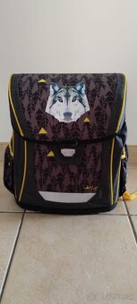 Predam peracnik a skolske tasky - 2