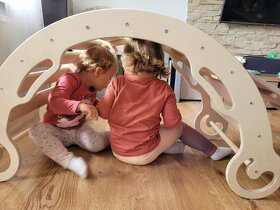 Montessori viacúčelová hojdačka ,preliezka,šmýkačka - 2