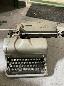 písací stroj - 2