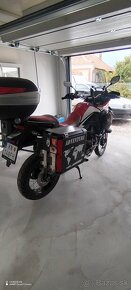 honda afrika twin.crf 1000 D - 2