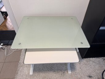 sklenenny stol pod tlaciaren - 2