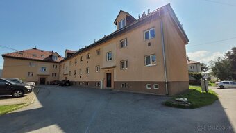 4-izbový podkrovný byt s vlastným kúrením na predaj - 2