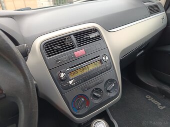 Fiat Punto Grande - 2