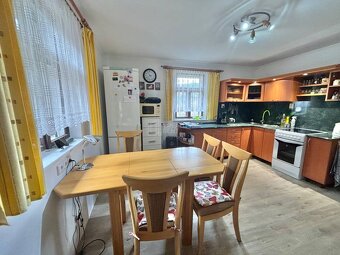 Predaj tradičnej chalupy v pokojnom prostredí na lazoch vo V - 2