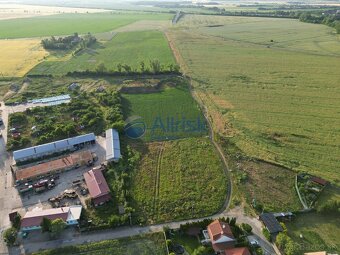 Miesto pre Vaše podnikanie Pozemok na predaj v Galante, č - 2