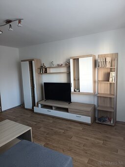 Prenájom 3 izbový byt - 2