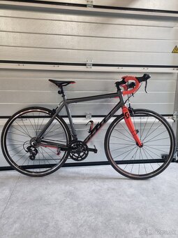 Cestný bicykel SCOTT - 2