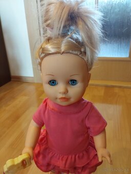 Chodiaca a rozpravacia babika SOFINKA - 2