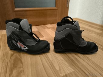 Predám topánky na bežky v.37 - 2