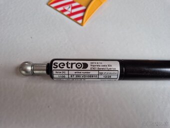 Predám tlmič vzpera kapoty kufra - 2