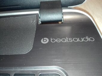 HP 17 s BeatsAudio. i5. 8 GB. 256 GB SSD. 17“ HD+.nVidia 6GB - 2