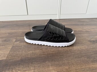 Nike Asuna šlapky - 2