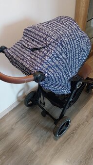 Športový kočík Petit&Mars vzor Čičmany - 2