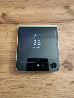 Samsung Galaxy Z Flip 5 5G 8GB/256GB, ZÁRUKA - 2