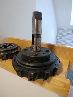 Narex frézovacia hlava 200 a 160 - 2