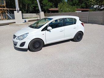 Opel Corsa 1.3D - 2