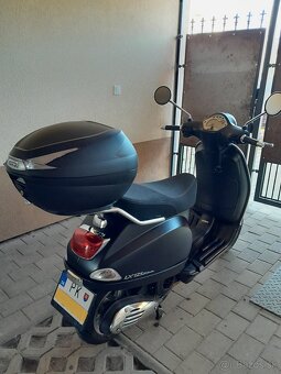 Vespa lx125ie - 2