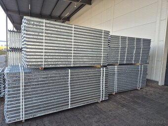 Lešenie fasádne nové typ 170m2 doska oceľová EDX70 - 2