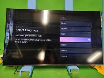 55-palcový (139 cm) QLED 4K SMART TV HISENSE 55E7NQ - 2