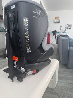 Britax römer trifix 2 i-size - 2
