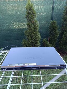 Predám DVD prehrávač LG DKS 9500H s karaoke - 2