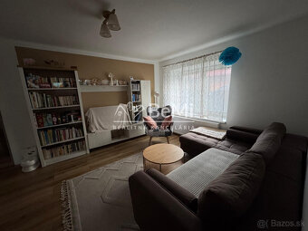 Vidiecky rodinný dom v obci Bobrov na predaj - 2