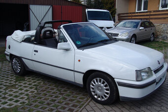 Opel Kadett cabrio Bertone - 2