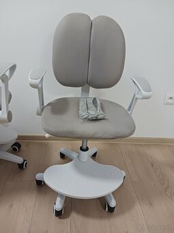 Rastúca stolička ANAIS - 2