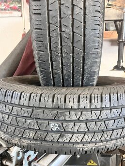 2ks. 225/70 R16 M+S pneu Continental - Ford Ranger - 2
