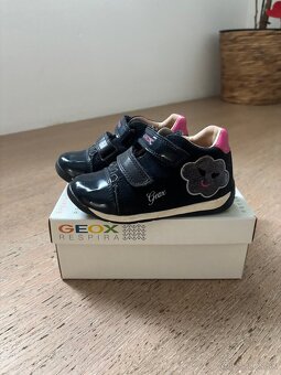 Geox detske tenisky velkost 25 - 2