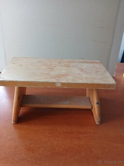 Drevene stoličky - 2