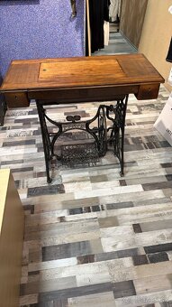 Šijací stroj PFAAF po repase - 2