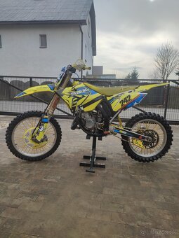 Suzuki RM 125 - 2