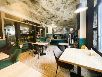 Štvorpodlažná budova v centre Piešťan s možnosťou investície - 2