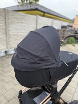Cybex vanička black - 2