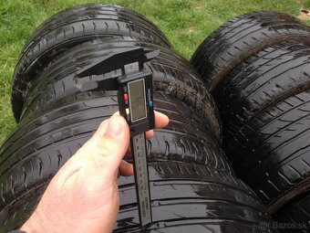 Letné pneumatiky 215/40 R17 8 kusi - 2