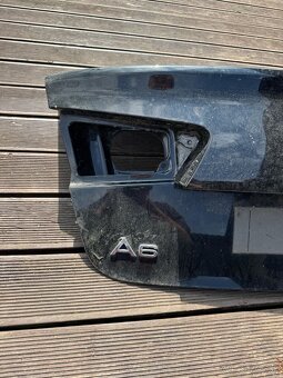 Kufor Audi A6 C6 - 2