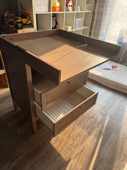 Prebalovaci pult SUNDVIK IKEA - 2