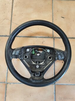 Volant volvo - 2