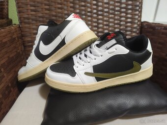 Jordan Nike  tenisky v.41-42 - 2