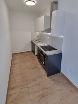Svetlý 2i byt s balkónom a pivnicou – centrum Bytča, BD Popp - 2