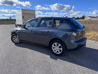 Mazda 3 1.4i - 2
