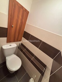 Ponúkame Vám na prenájom 3-izbový byt v centre v Rimavskej S - 2