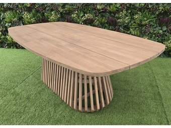 Drevený Jedálenský stôl - 2